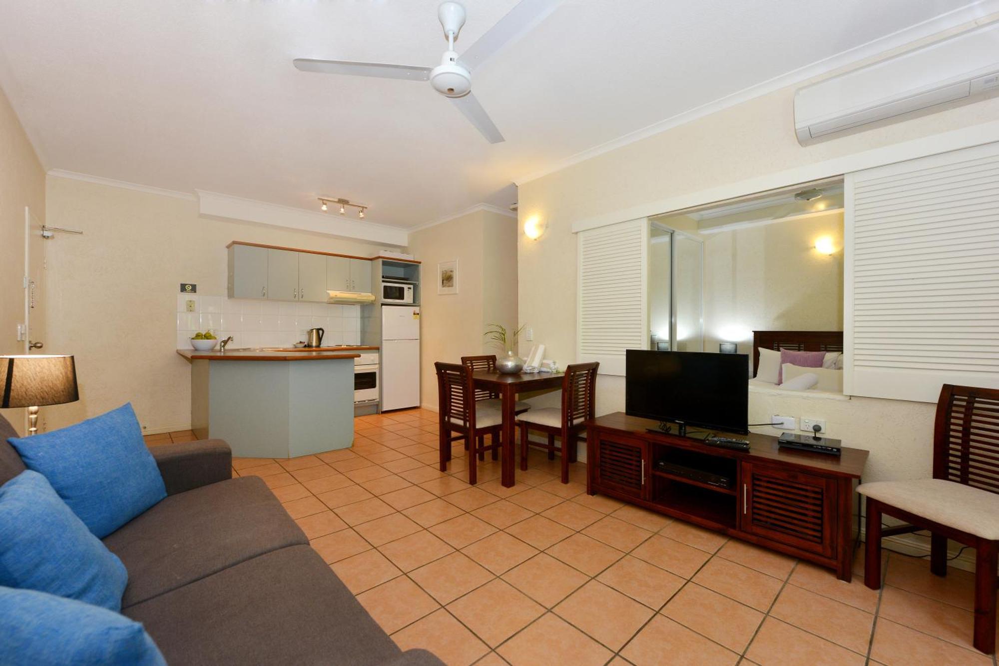 Seascape Holidays - Tropic Sands Port Douglas Rum bild